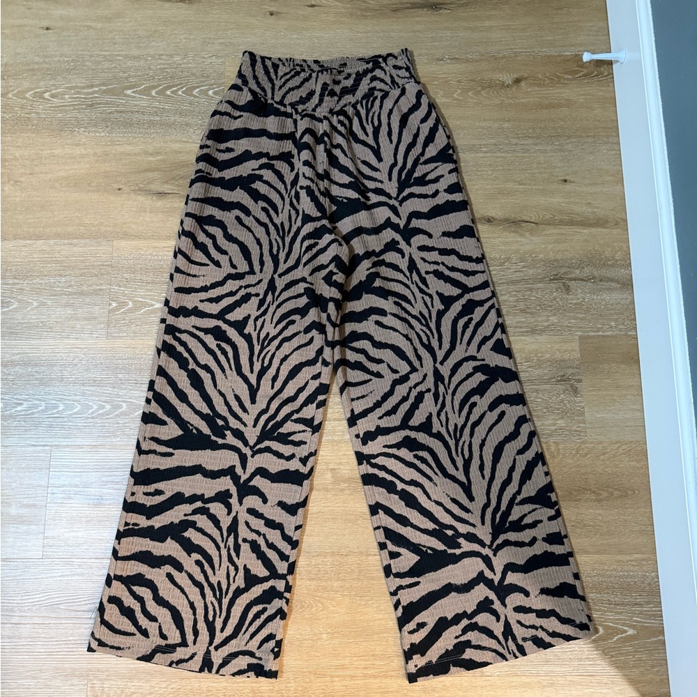 BAR III Zebra Print Wide-Leg Pants